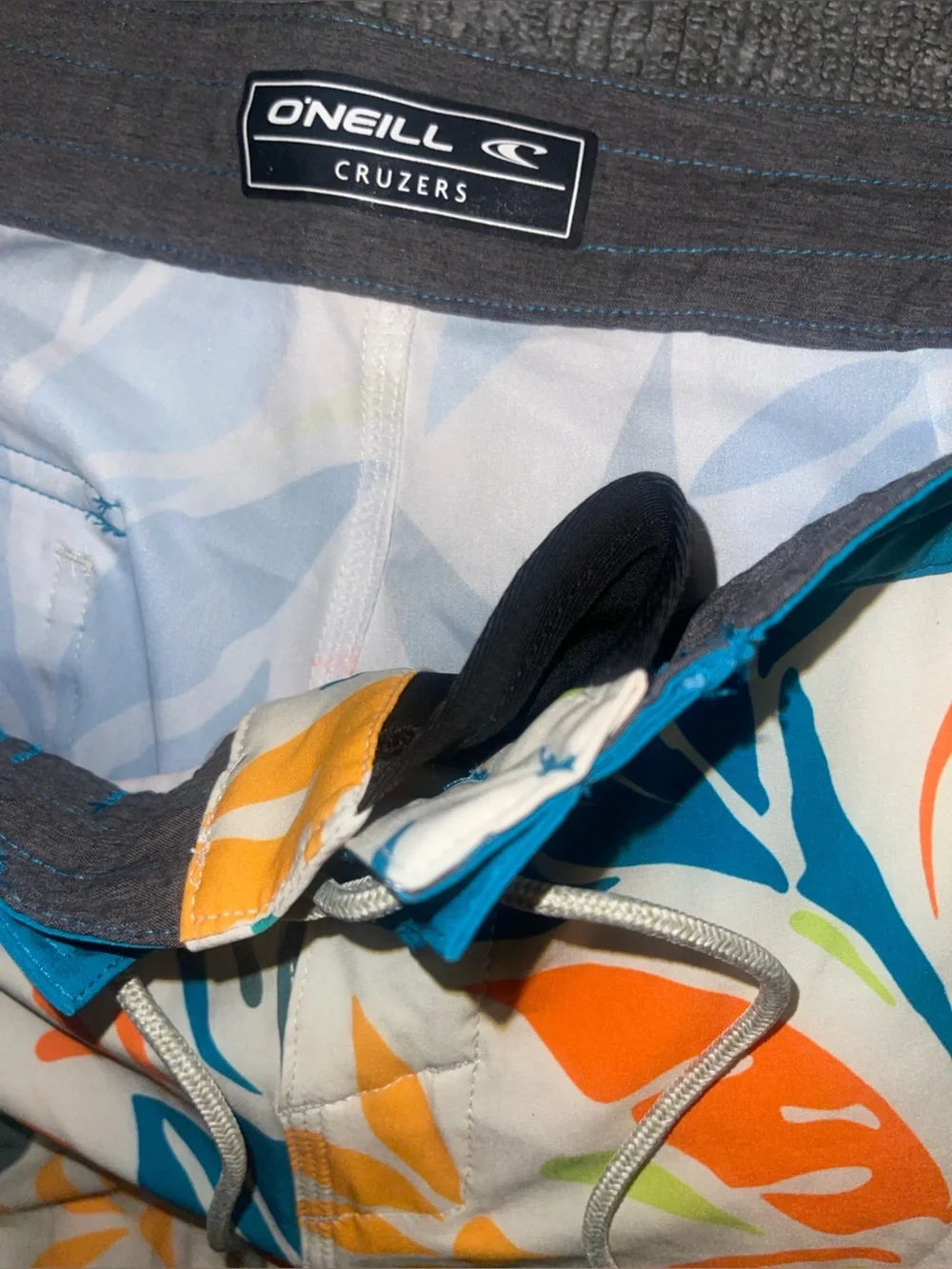 O’Neill Sol Cruzer Men's Tropical 19” Board Shorts Size 33 NWOT